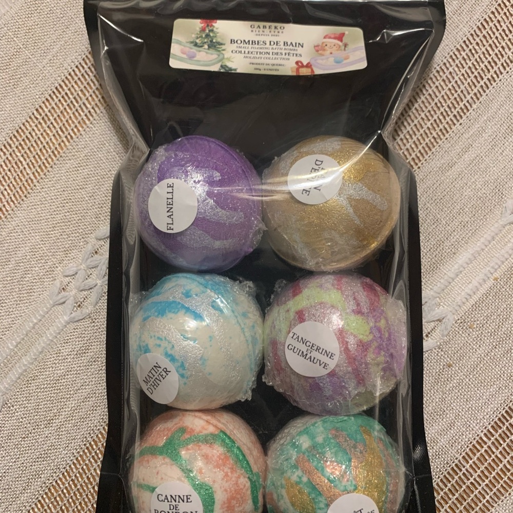 Bath Bomb Set - Purple, Gold, Blue, Green, Pink